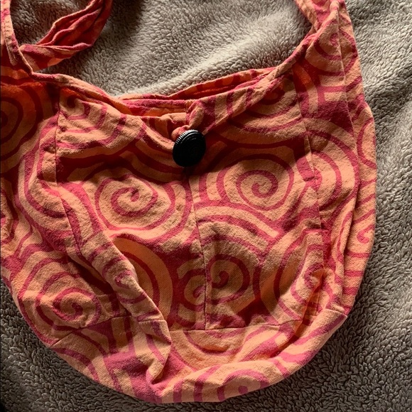 Small across the shoulder bag - Picture 3 of 3